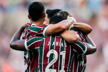 Jogadores do Fluminense comemoram gol contra o Voltaço -  (crédito: MARCELO GONÇALVES / FLUMINENSE F.C.)