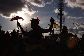Carnaval 2025 em Brasília - Foliões curtem o domingo (2/3) no Bloco da Tesourinha 