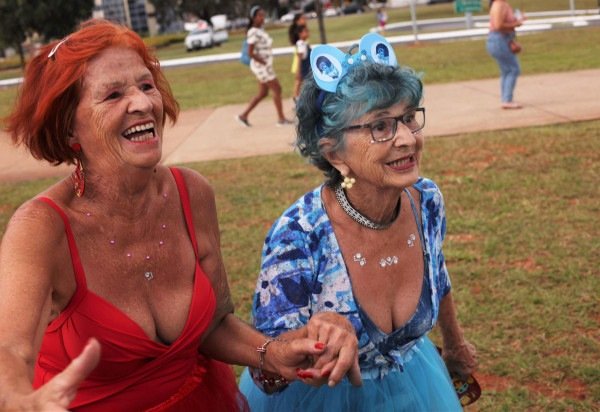 Luis Nova. Esp CB/DA Press