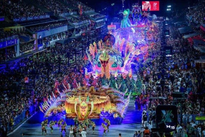 Unidos do Viradouro foi a campeã do Carnaval de 2024 com o enredo Arroboboi, Dangbé - (crédito: Foto: Alexandre Vidal / Rio Carnaval) Unidos do Viradouro foi a campeã do Carnaval de 2024 com o enredo Arroboboi, Dangbé - (crédito: Foto: Alexandre Vidal / Rio Carnaval)