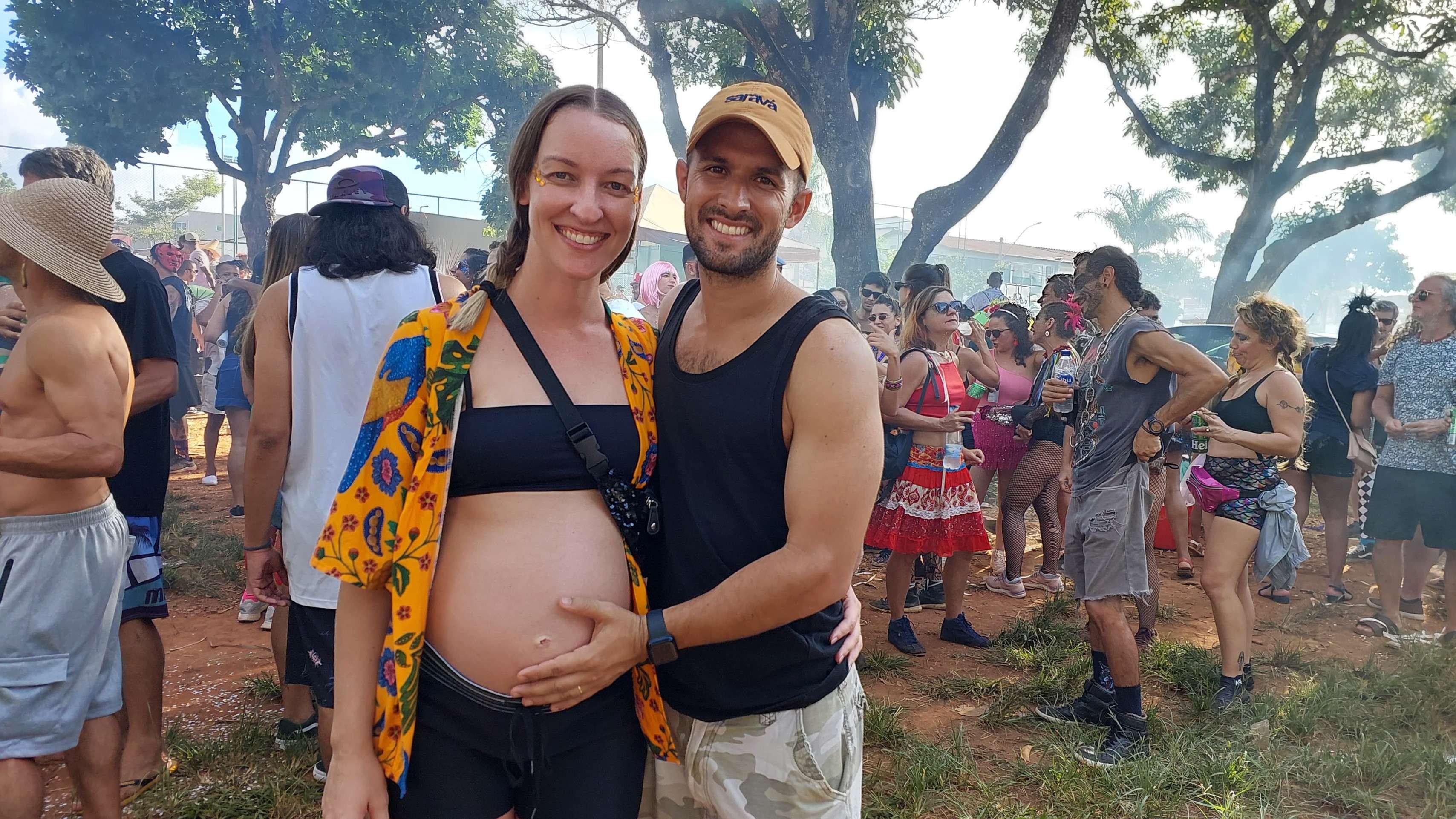 Pedro Rodrigues e a esposa, Júlia  Bastos no Charretinha   Tropicaos