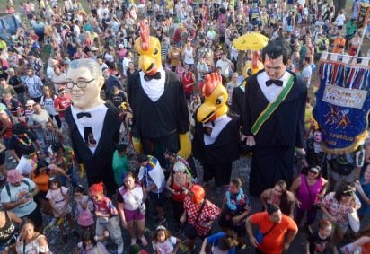 Galinho de Brasília reuniu, no ano passado, crianças e pais numa grande festa movida a frevo e fantasias  -  (crédito:  Ed Alves CB/DA Press) -Galinho de Brasília reuniu, no ano passado, crianças e pais numa grande festa movida a frevo e fantasias  -  (crédito:  Ed Alves CB/DA Press)
