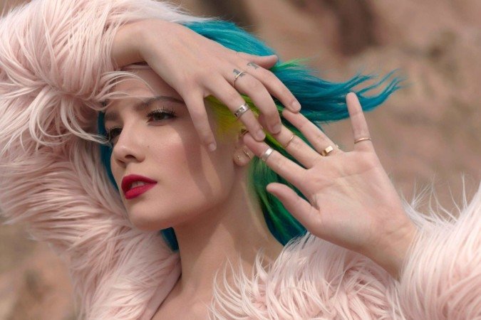 Como Halsey investiu no rock com ‘safeword’ - (crédito: TMJBrazil) Como Halsey investiu no rock com ‘safeword’ - (crédito: TMJBrazil)