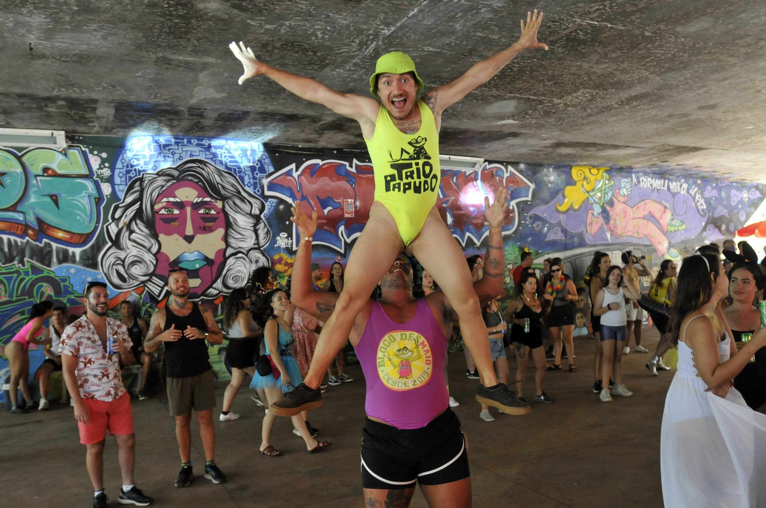 Acrobacia foi um espetáculo à parte no Desmaiô