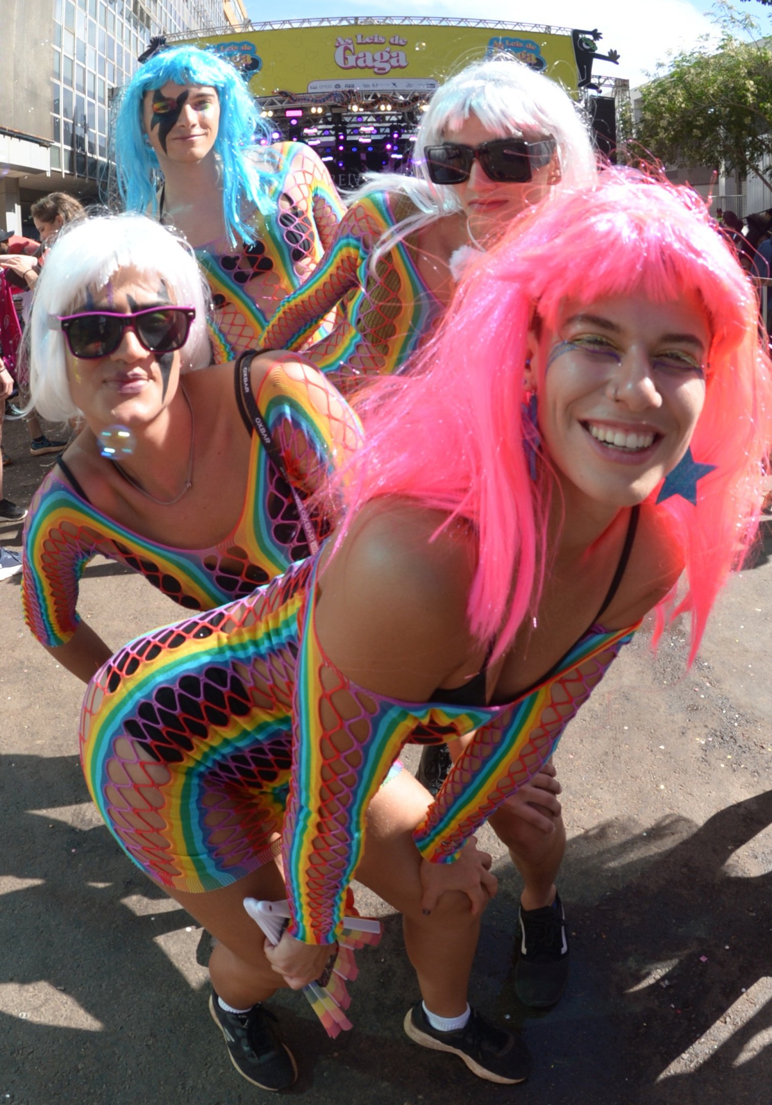 Guilherme Lima, Rodrigo Fassheber, Gustavo Fassheder e Laura Costa, no bloco Leis de Gaga