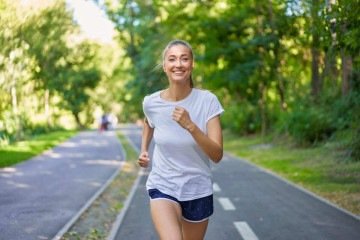 Saúde da mulher: cinco exames essenciais para todas as fases da vida - EdiCase