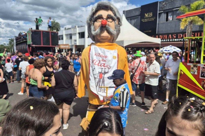 Tradicional bloco de BrasÃ­lia, o PacotÃ£o se apresentou nesta terÃ§a-feira (4/3), pelas ruas da capital federal