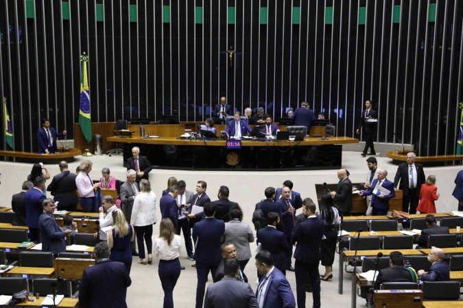 Parlamentares deixaram para encarar os textos polêmicos e de maior interesse do governo só após o carnaval - (crédito: Kayo Magalhães/Câmara dos Deputados) Parlamentares deixaram para encarar os textos polêmicos e de maior interesse do governo só após o carnaval - (crédito: Kayo Magalhães/Câmara dos Deputados)