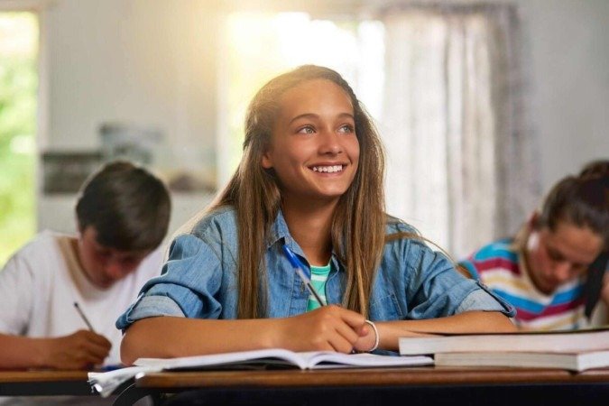 Começar a praticar a escrita desde cedo garante resultados melhores no vestibular (Imagem: PeopleImages.com - Yuri A | Shutterstock) - (crédito: EdiCase) Começar a praticar a escrita desde cedo garante resultados melhores no vestibular (Imagem: PeopleImages.com - Yuri A | Shutterstock) - (crédito: EdiCase)