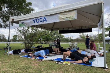 Mulheres aproveitando a programação do Cuide-se + - (crédito: Foto: Divulgação/Seac-DF) Mulheres aproveitando a programação do Cuide-se + - (crédito: Foto: Divulgação/Seac-DF)