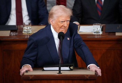  WASHINGTON, DC - MARCH 04: U.S. President Donald Trump addresses a joint session of Congress at the U.S. Capitol on March 04, 2025 in Washington, DC. President Trump was expected to address Congress on his early achievements of his presidency and his upcoming legislative agenda.   Andrew Harnik/Getty Images/AFP (Photo by Andrew Harnik / GETTY IMAGES NORTH AMERICA / Getty Images via AFP)
       -  (crédito:  Getty Images via AFP)