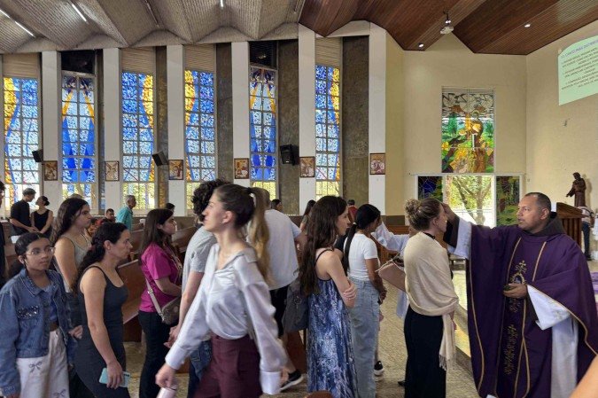 Todos os anos, a quarta-feira de cinzas ocorre 40 dias antes da Páscoa 