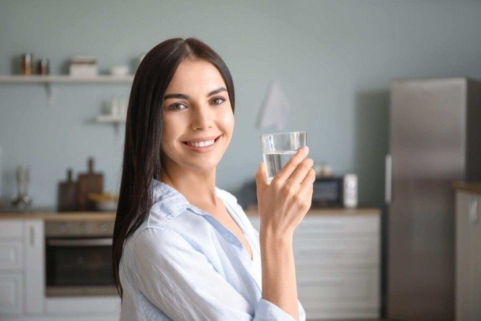 Retomar hábitos saudáveis ajuda a recuperar o organismo após o Carnaval (Imagem: Pixel-Shot | Shutterstock) - (crédito: EdiCase) Retomar hábitos saudáveis ajuda a recuperar o organismo após o Carnaval (Imagem: Pixel-Shot | Shutterstock) - (crédito: EdiCase)