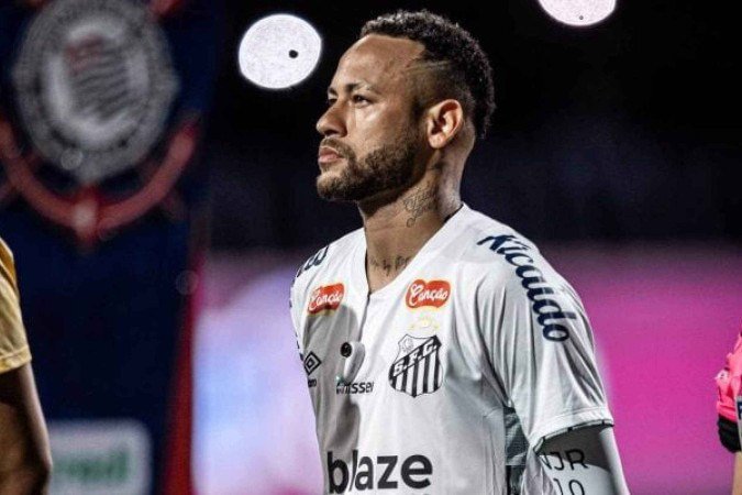 Jornal faz prós e contras da possível ida de Neymar ao Barcelona - (crédito: Foto: Raul Baretta/ Santos FC) Jornal faz prós e contras da possível ida de Neymar ao Barcelona - (crédito: Foto: Raul Baretta/ Santos FC)