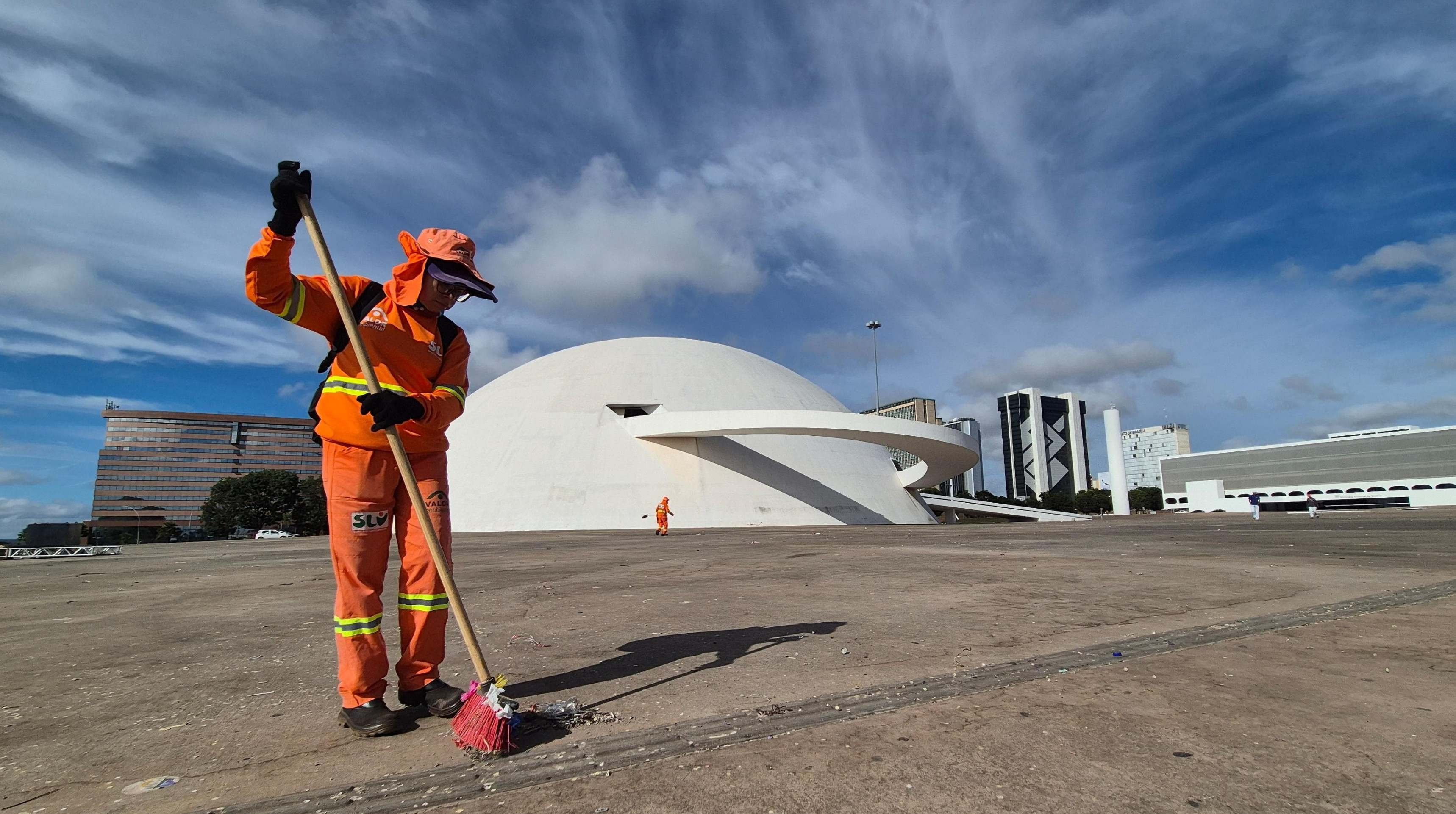 Quarta-feira de Cinzas será de tempo abafado e calor, sem previsão de chuva