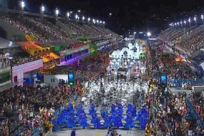 Botafogo Samba Clube durante seu desfile na sexta-feira de Carnaval, pel Série Ouro - (crédito: Foto: Reprodução de TV) Botafogo Samba Clube durante seu desfile na sexta-feira de Carnaval, pel Série Ouro - (crédito: Foto: Reprodução de TV)