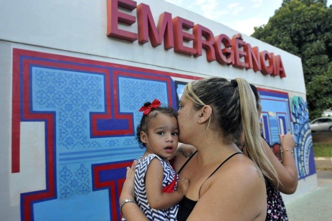Ana Carolina não conseguiu atendimento para sua filha, Ana Lis, no HRT