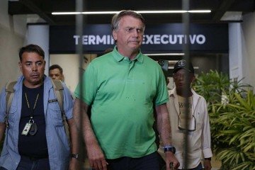 Ex-presidente Jair Bolsonaro - 06/03/2025 - (crédito: Sergio Lima / AFP) Ex-presidente Jair Bolsonaro - 06/03/2025 - (crédito: Sergio Lima / AFP)