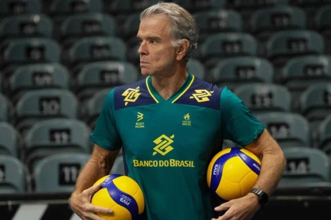 Bernardinho tem sete medalhas olímpicas no currículo: seis como jogador e uma como treinador - (crédito: Mauricio Val/CBV/JC) Bernardinho tem sete medalhas olímpicas no currículo: seis como jogador e uma como treinador - (crédito: Mauricio Val/CBV/JC)