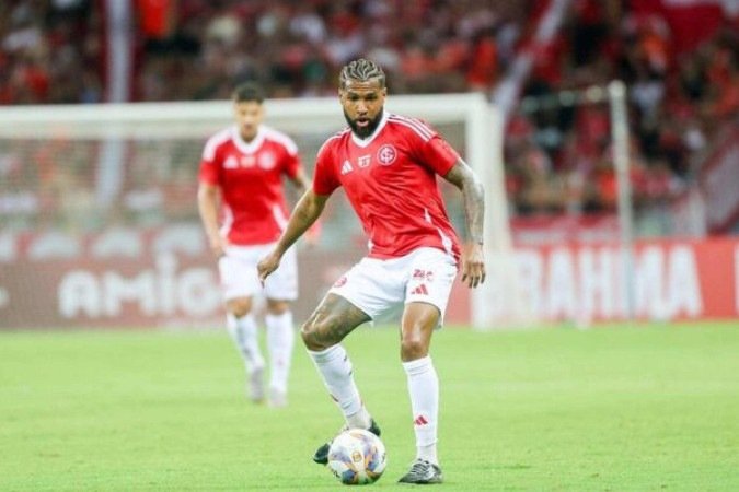 Wesley tem rápida evolução e volta a ser opção no Inter para Gre-Nal do jogo de ida da final do Gauchão - (crédito: Foto: Ricardo Duarte / Internacional) Wesley tem rápida evolução e volta a ser opção no Inter para Gre-Nal do jogo de ida da final do Gauchão - (crédito: Foto: Ricardo Duarte / Internacional)