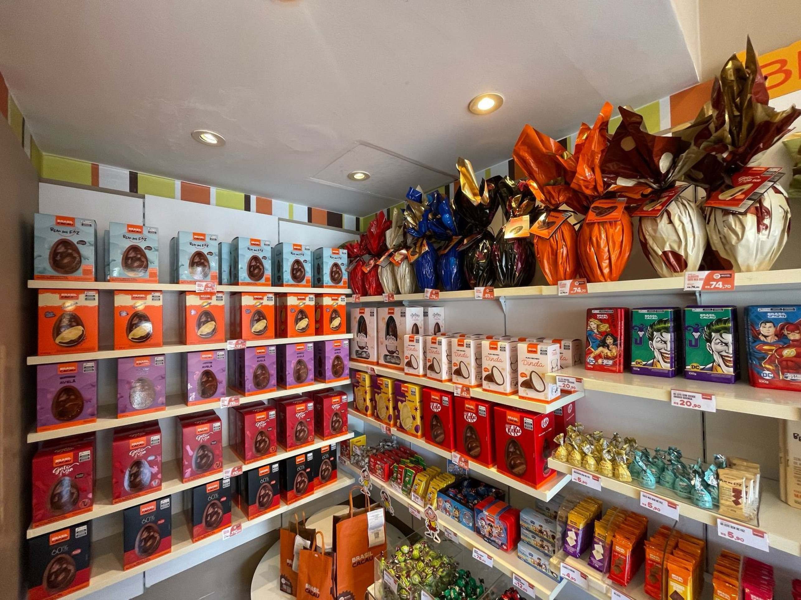 Loja Chocolates Brasil Cacau já reforçaram o estoque para este ano