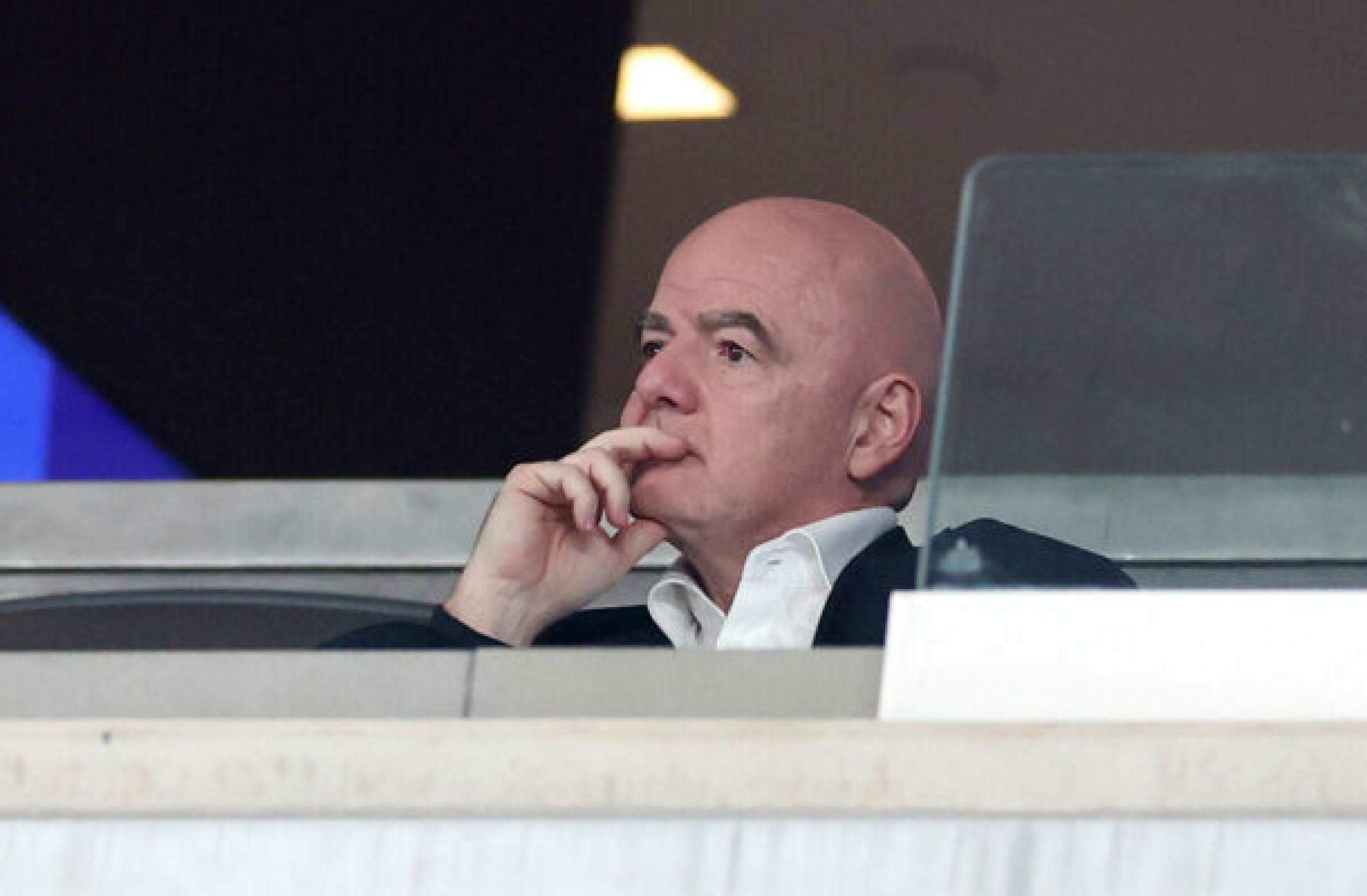 Presidente da Fifa se revolta com ataques racistas contra Luighi, do Palmeiras: ‘Indignado’
