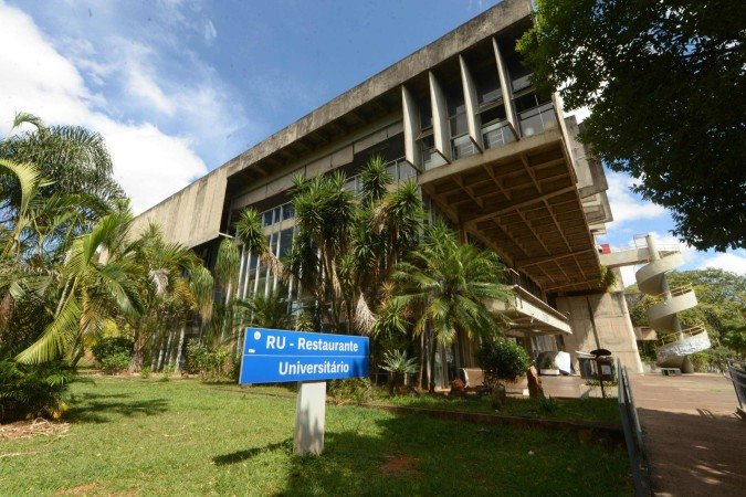  09/03/2025. Ed Alves CB/DA Press. Revista. Brutalismo, estilo Arquitetonico que Inspirou o filme que levou o Oscar de  Melhor Filme. Fachada do RU - Restaurante Universitario - UnB.  