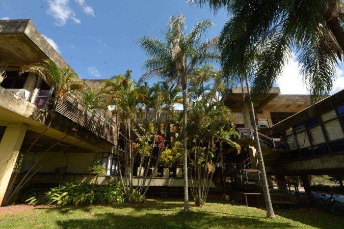  09/03/2025. Ed Alves CB/DA Press. Revista. Brutalismo, estilo Arquitetonico que Inspirou o filme que levou o Oscar de  Melhor Filme. Predio da Reitoria - UnB.  