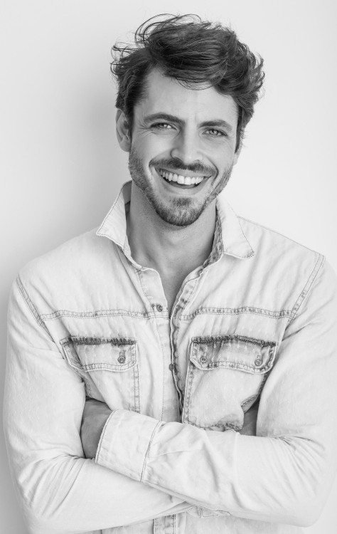Gabriel Barreto estreou em novelas em 'Reis', na Record -  (crédito: Márcio Farias/Divulgação)