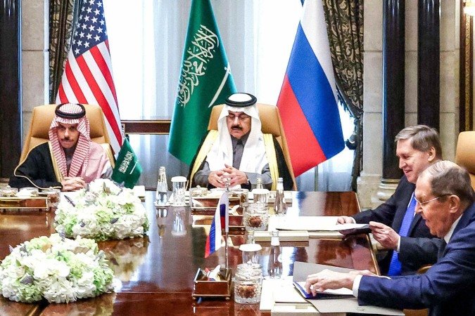 A Arábia Saudita interveio na guerra civil do Iêmen com ataques aéreos e de artilharia contra rebeldes Houthis - (crédito: Getty Images) A Arábia Saudita interveio na guerra civil do Iêmen com ataques aéreos e de artilharia contra rebeldes Houthis - (crédito: Getty Images)
