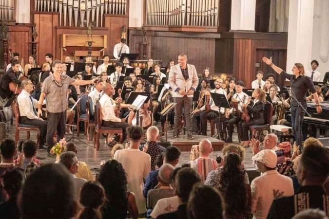 Um grande público na Sala Dolores acompanhou a performance de Pablo