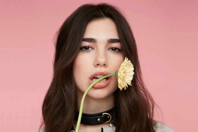 A parceria de Dua Lipa com Jennie em ‘Handlebars’ - (crédito: TMJBrazil) A parceria de Dua Lipa com Jennie em ‘Handlebars’ - (crédito: TMJBrazil)