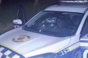 Um grupo de assaltantes tentou roubar um caixa eletrônico que funciona dentro de um supermercado em Parelheiros, na zona sul de São Paulo -  (crédito: Reprodução/Redes sociais)