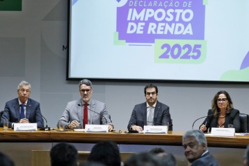 As regras para a declaração do IR 2025 foram informadas durante coletiva de imprensa, nesta quarta-feira (12/3). -  (crédito: Bruno Peres/Agência Brasil)