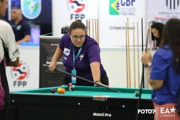 Mesas de sinuca estão disponíveis pelo evento e chamam a atenção