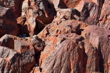 'Cones de estilhaçamento' em campo de rochas no Domo do Polo Norte, Austrália -  (crédito: Reprodução/Nature)