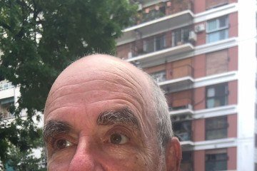 Eduardo Martínez, 67 anos: "Nós, aposentados, perdemos 50% do nosso poder aquisitivo"