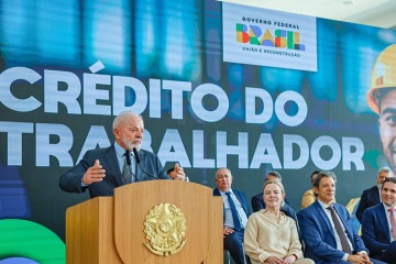 'Esse aqui não é um governo de aventureiros, de gente sem cara, sem rosto. Aqui, nesse governo, todo mundo tem um compromisso sério com a sua história', destacou petista -  (crédito: Ricardo Stuckert/PR)