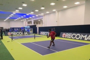 A quadra do pickleball sendo descoberta pelos amantes dos esportes