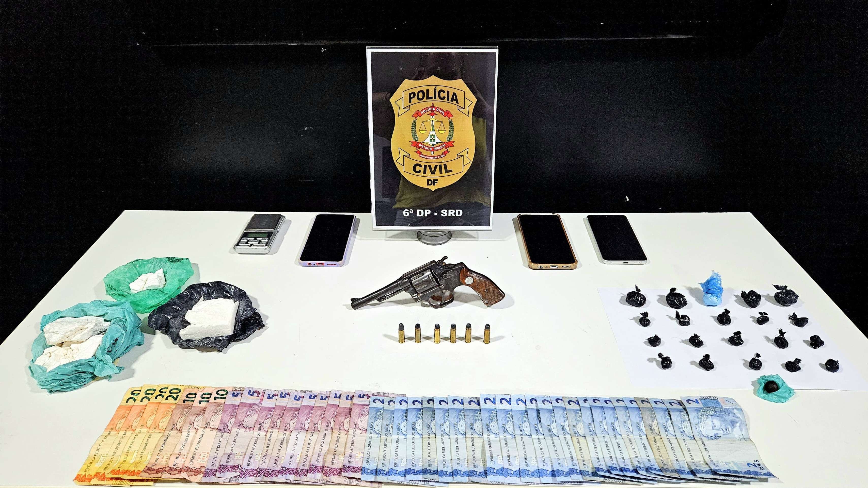 Casal é preso em flagrante por tráfico de drogas no Paranoá