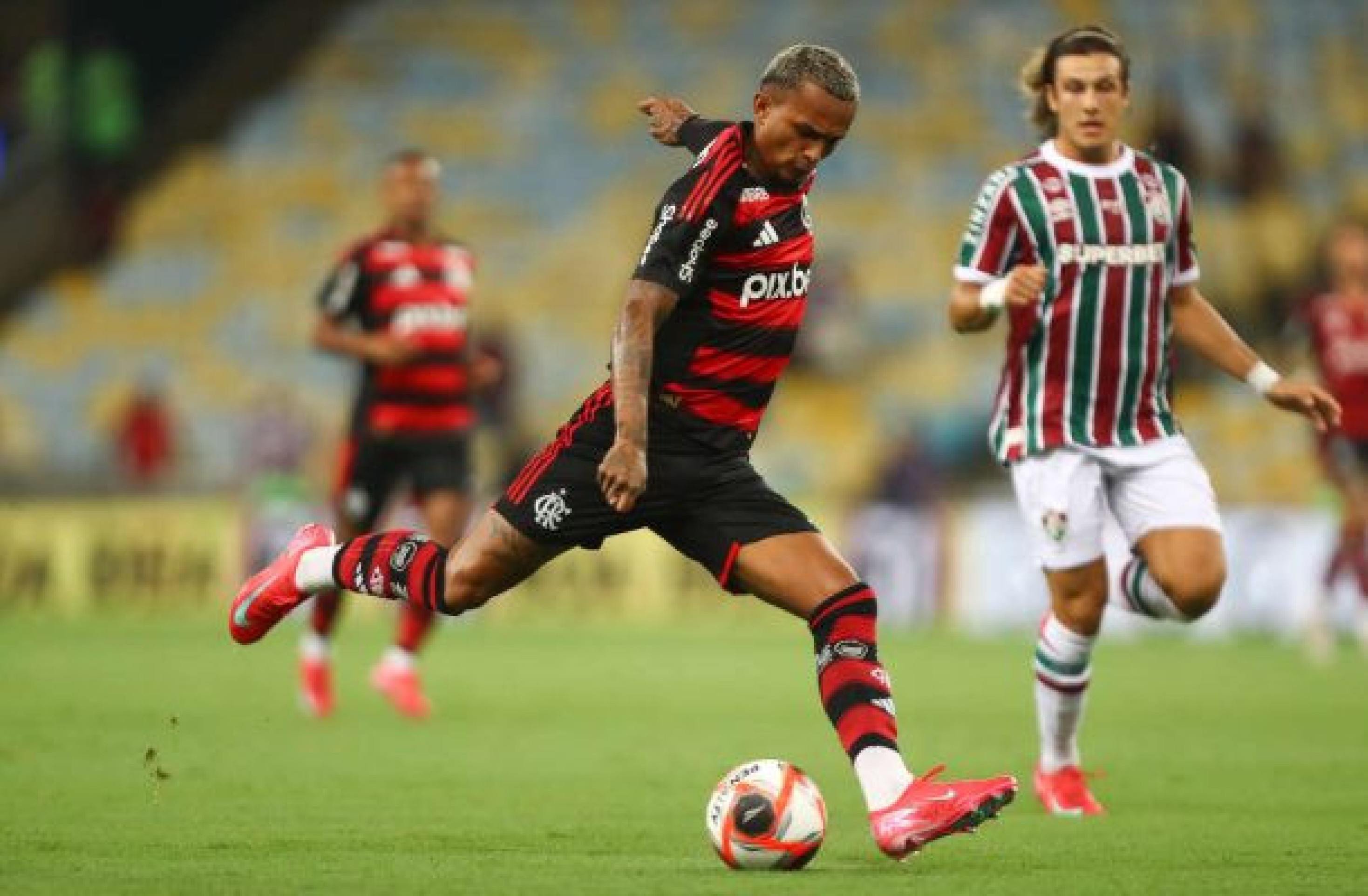 Wesley quebra longo jejum em vitória do Flamengo