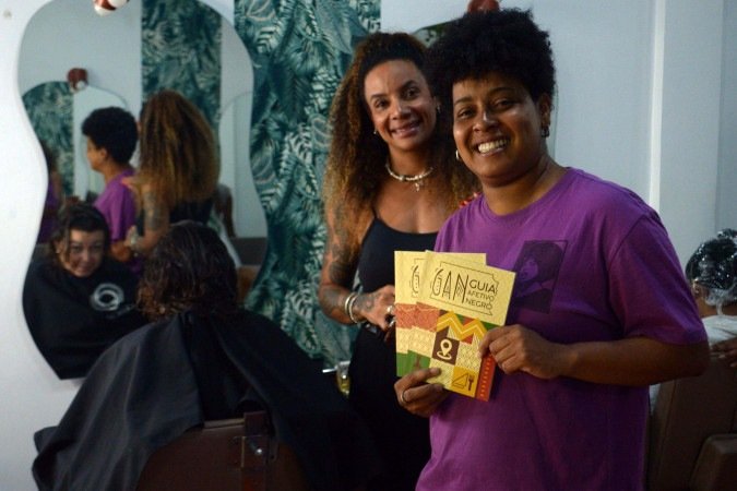  13/03/2025 Crédito: Marcelo Ferreira/CB/D.A Press. Brasil. Brasília - DF - Turismologia cria o Guia afetivo negro do Distrito Federal. Bianca D'Aya com a empresaria Cleini Cruz.