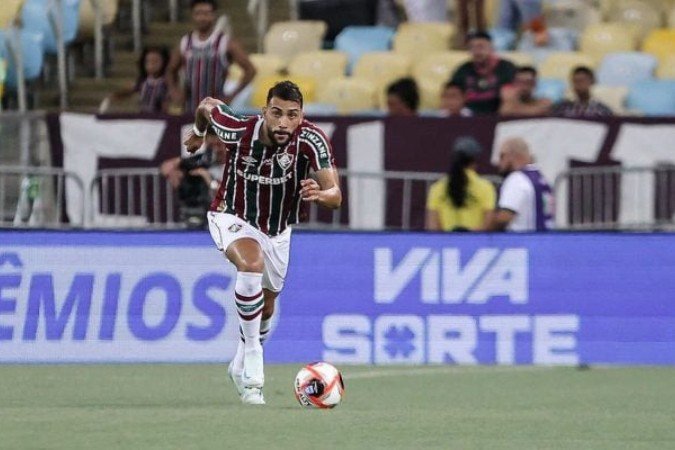 Zagueiro Juan Freytes, do Fluminense, recebeu cartão vermelho contra o Fla - (crédito: Foto: LUCAS MERÇON / FLUMINENSE) Zagueiro Juan Freytes, do Fluminense, recebeu cartão vermelho contra o Fla - (crédito: Foto: LUCAS MERÇON / FLUMINENSE)