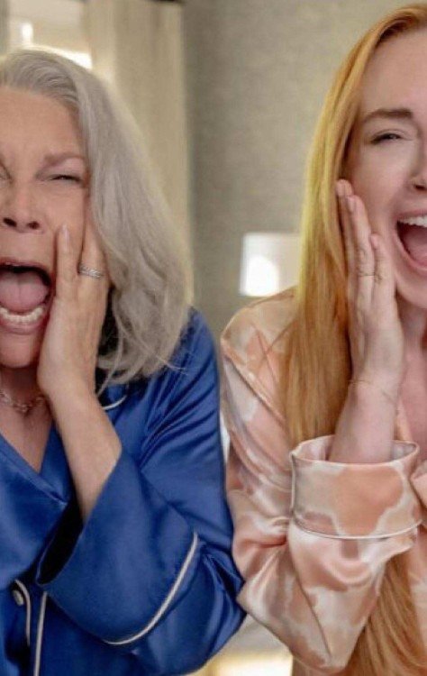 A sequência do clássico de 2003 retorna com Jamie Lee Curtis e Lindsay Lohan  -  (crédito: Divulgação/Disney)