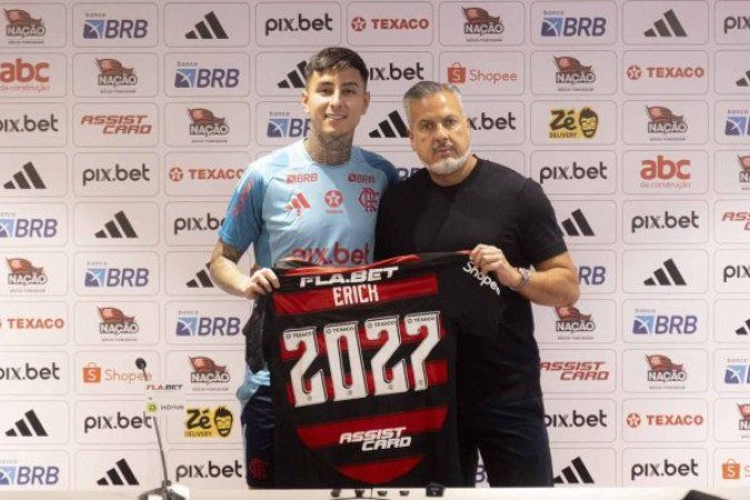 Pulgar renova contrato com Flamengo - (crédito: Foto: Adriano Fontes /CRF) Pulgar renova contrato com Flamengo - (crédito: Foto: Adriano Fontes /CRF)