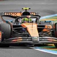 Norris fez o melhor tempo em todas as sessões e garantiu a pole position no GP da Austrália       -  (crédito:  AFP)