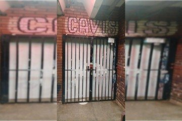 No Cavis, os estudantes apagaram, com tinta branca, frases e símbolos que associaram ao Comunismo -  (crédito: Material cedido ao Correio)
