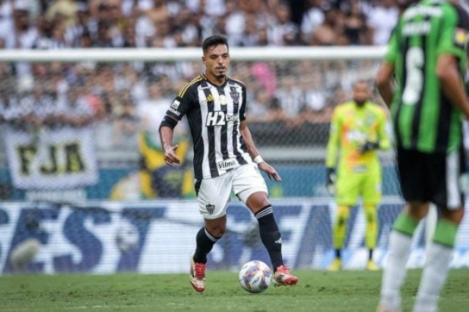 GABRIEL MENINO - Mostrou muita movimentação, tentou girar a bola de um lado para o outro, mas não criou muitas oportunidades. NOTA: 5,5 - Foto: Pedro Souza / Atlético