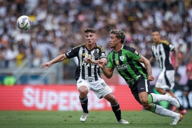 AMÉRICA - Jogou com hombridade. Após perder o primeiro jogo por 4 a 0, tentou reduzir o prejuízo e conseguiu. Foi melhor e mereceu a vitória por 1 a 0. NOTA: 7,0 - Foto: Pedro Souza / Atlético