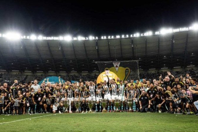Comemoração do hexacampeonato mineiro do Atlético chegou às redes sociais com provocações ao Cruzeiro - (crédito: Foto: Pedro Souza / Atlético) Comemoração do hexacampeonato mineiro do Atlético chegou às redes sociais com provocações ao Cruzeiro - (crédito: Foto: Pedro Souza / Atlético)